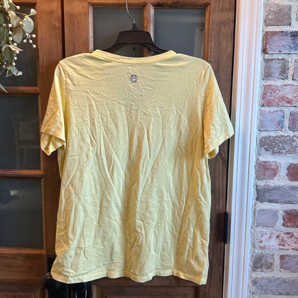 Life is Good Womens T Shirt Large Classic Fit Yellow Go Places Mtn Sunset V Neck - Picture 2 of 8